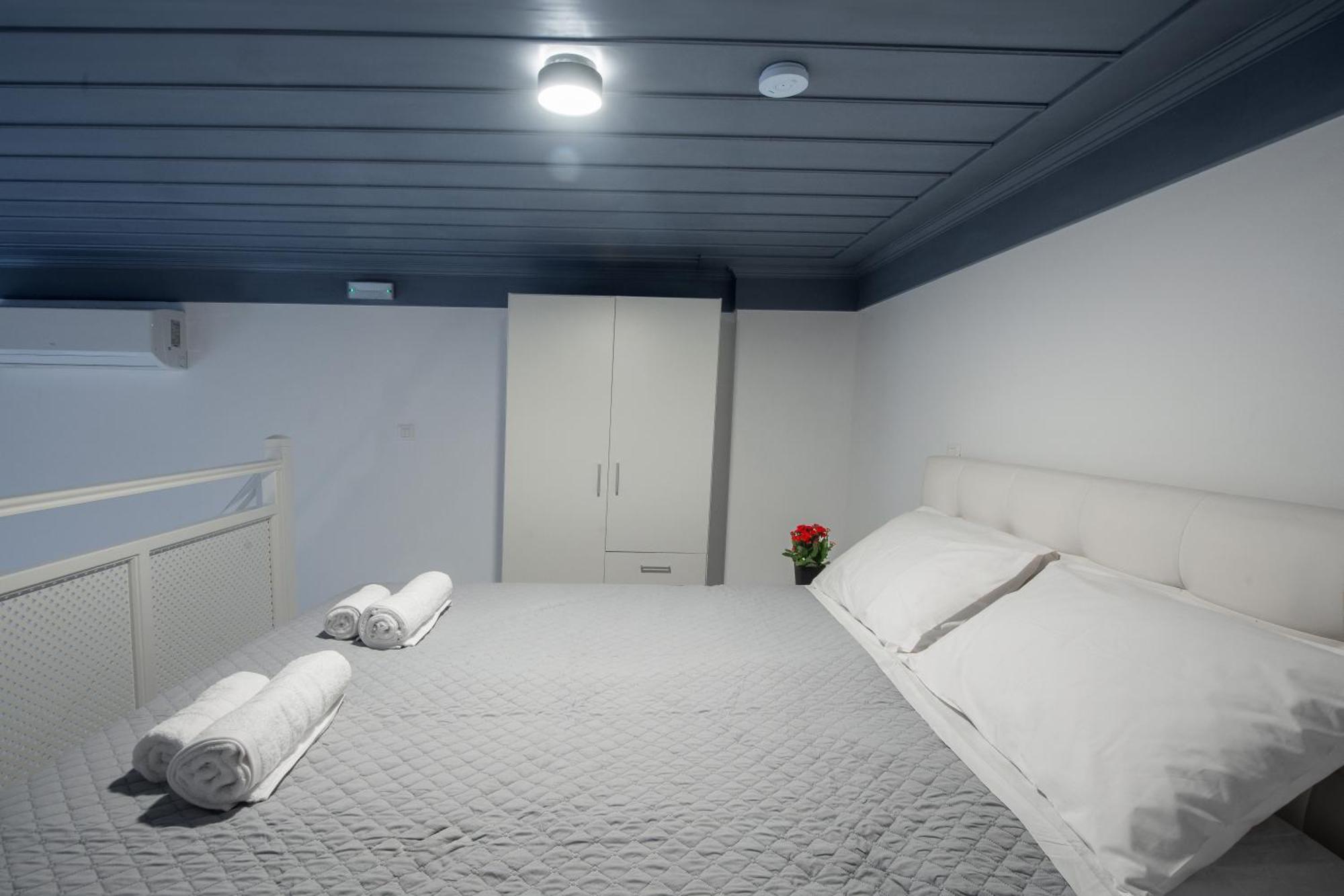 Porto Harani Seaside Apartments Simi Zewnętrze zdjęcie