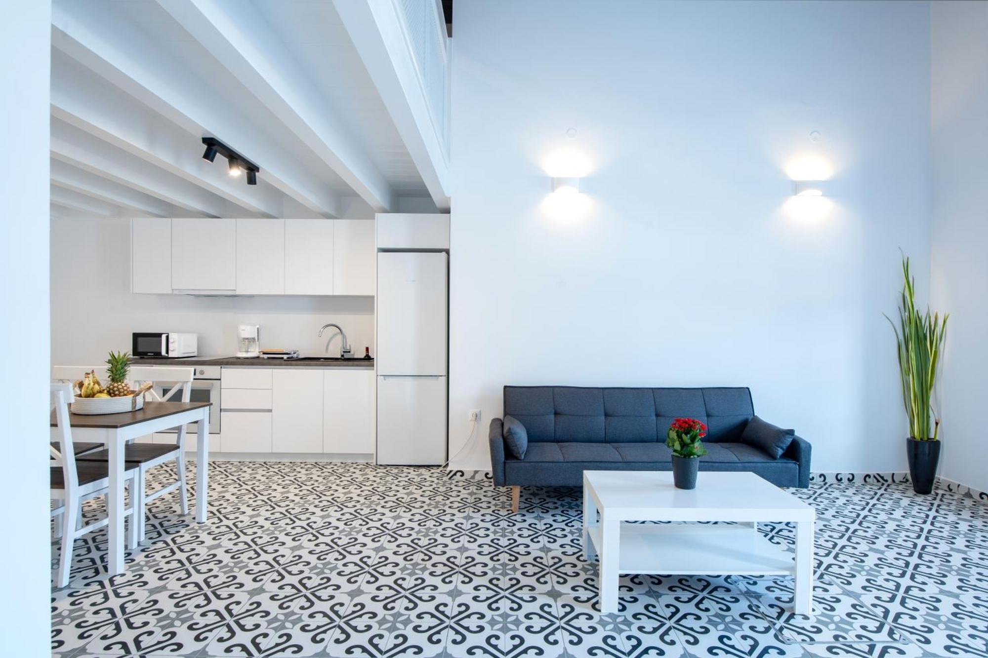 Porto Harani Seaside Apartments Simi Zewnętrze zdjęcie