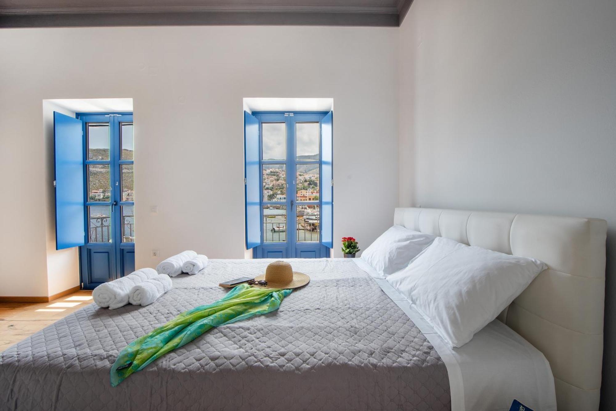 Porto Harani Seaside Apartments Simi Zewnętrze zdjęcie